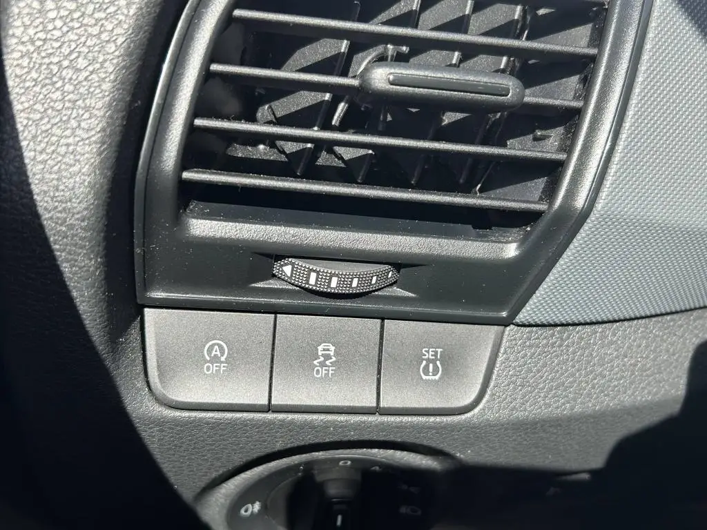 Škoda Fabia Active  1,0MPI / 55kW