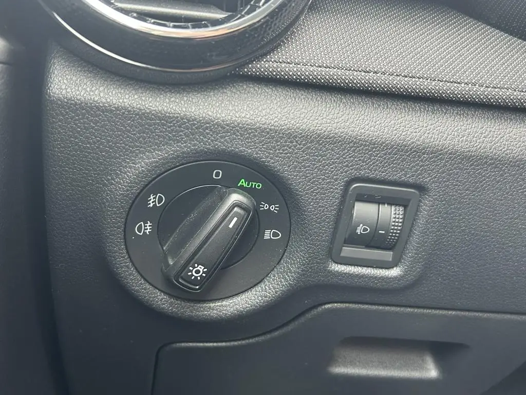Škoda Fabia Selection 5MP 1,0MPI / 59kW