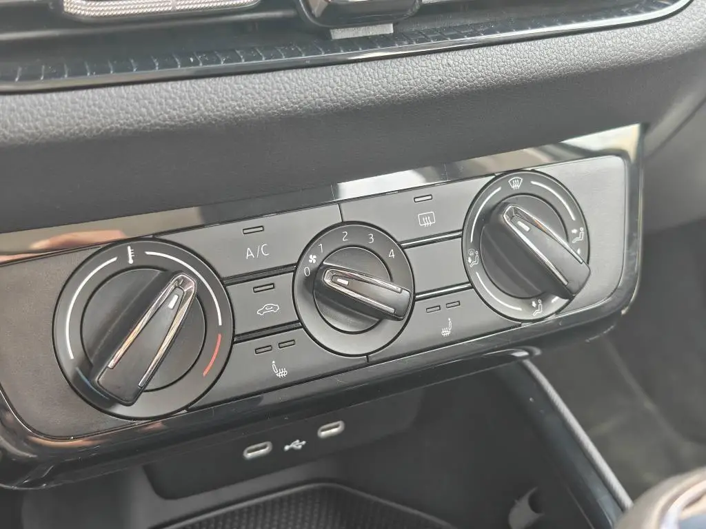 Škoda Fabia Selection 5MP 1,0TSI / 70kW