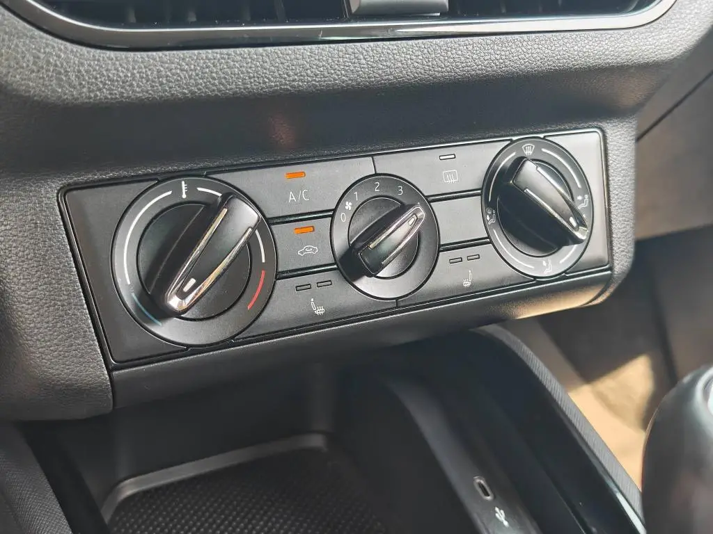 Škoda Kamiq Ambition 6MP 1,0TSI / 81kW