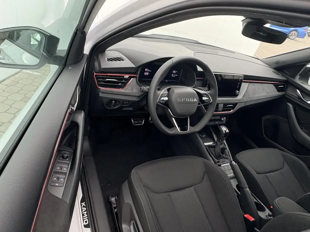Škoda Kamiq Dynamic 1,0 TSI 85 kW DSG 7  1,0TSI / 85kW