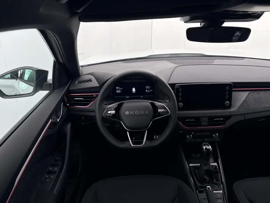 Škoda Kamiq Dynamic 1,0 TSI 85 kW DSG 7  1,0TSI / 85kW