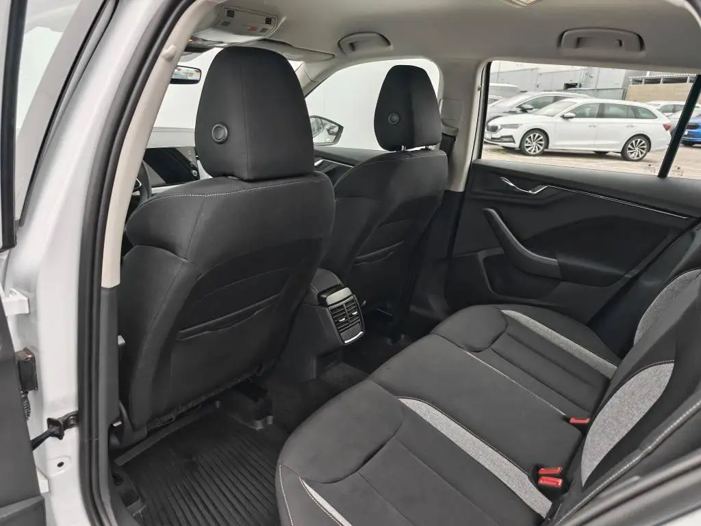 Škoda Kamiq Selection 6MP 1,0TSI / 85kW