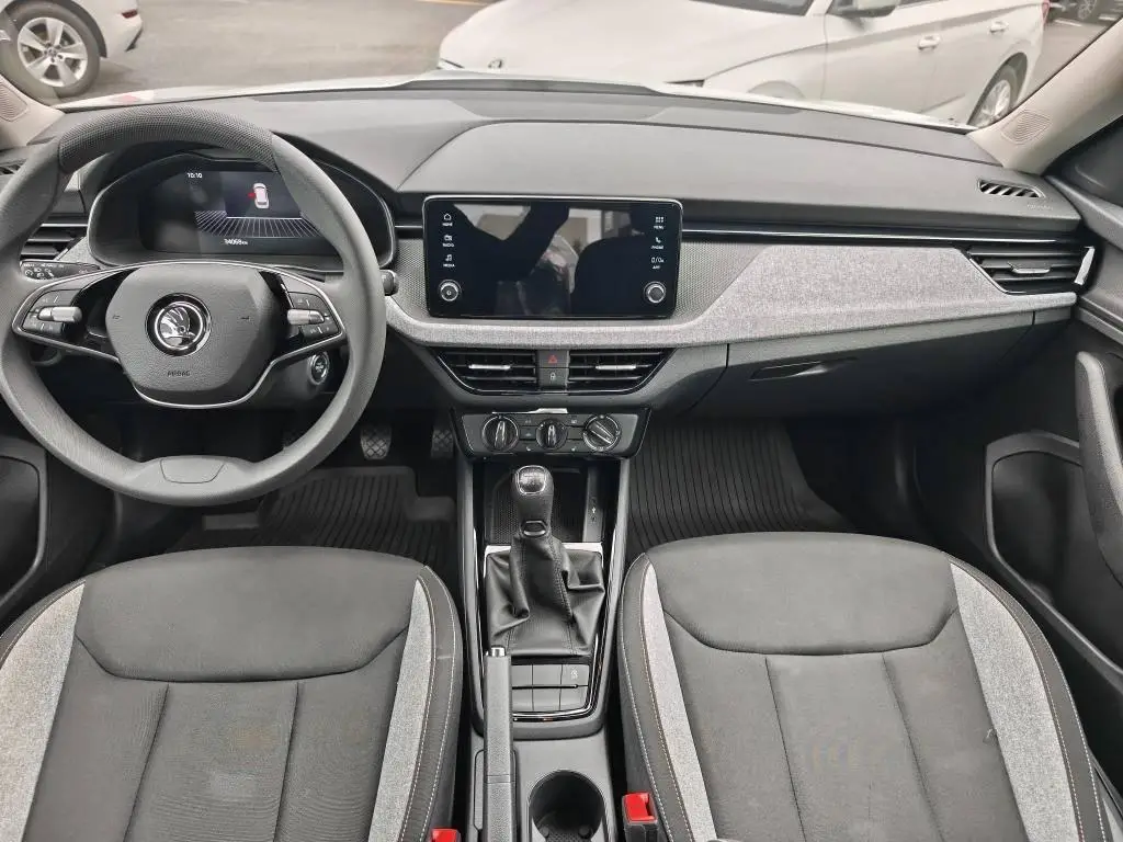 Škoda Kamiq Selection 6MP 1,0TSI / 85kW