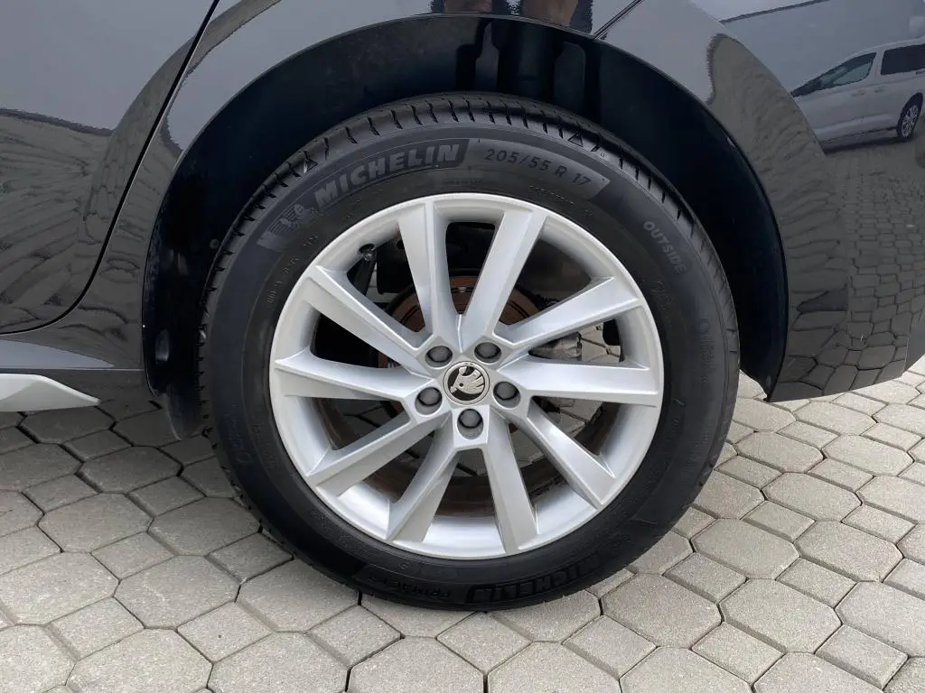 Škoda Kamiq Top Selection 7DSG 1,0TSI / 85kW