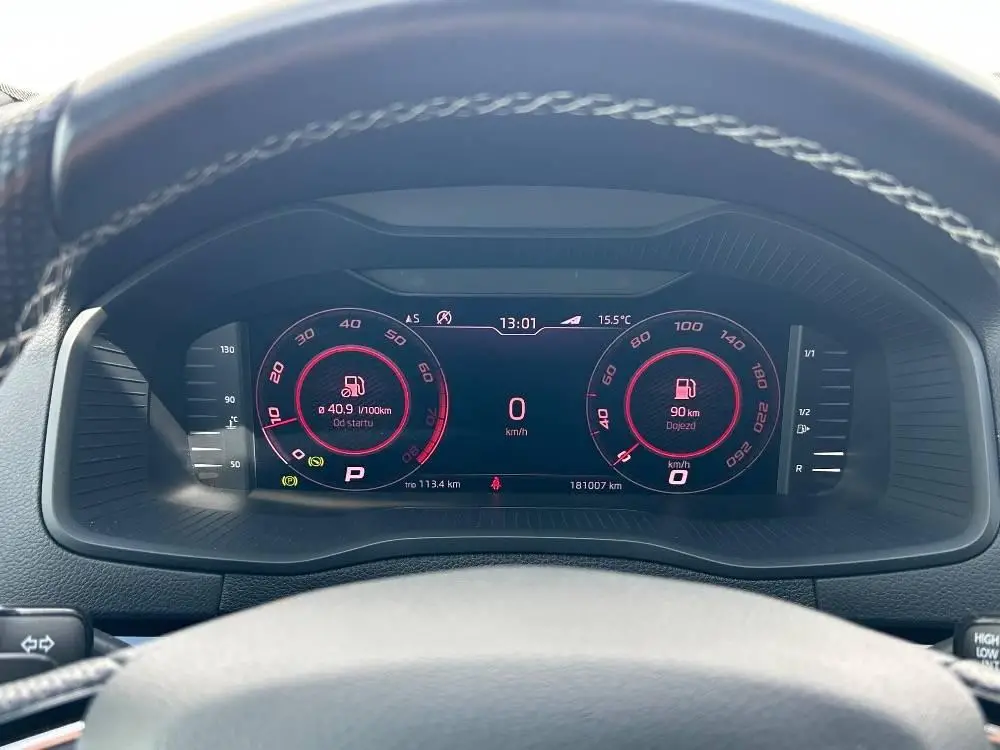 Škoda Karoq 2,0TSI 140kW Sportline 7DSG 4x4 2,0 TSI / 140kW