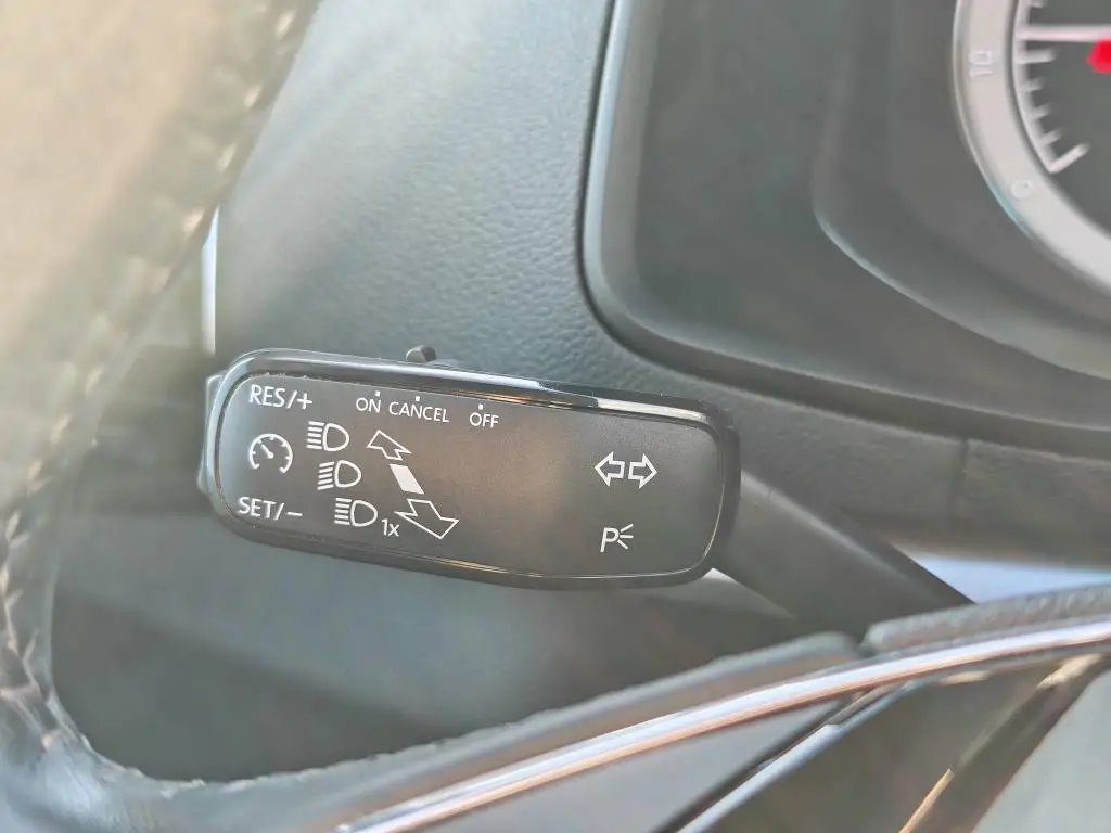 Škoda Karoq FRESH 6MP 1,5TSI / 110kW