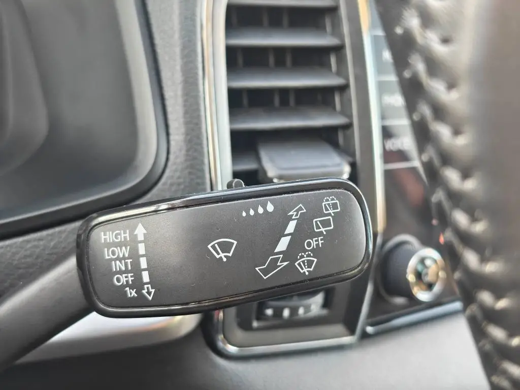 Škoda Karoq FRESH 6MP 1,5TSI / 110kW