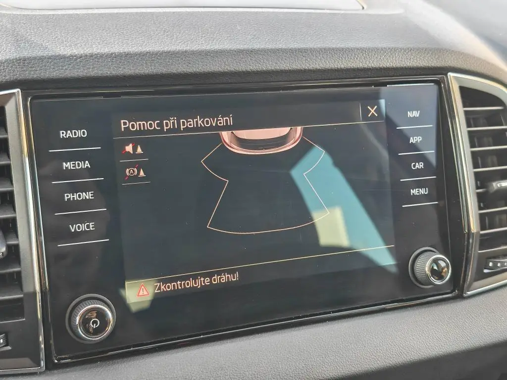 Škoda Karoq FRESH 6MP 1,5TSI / 110kW