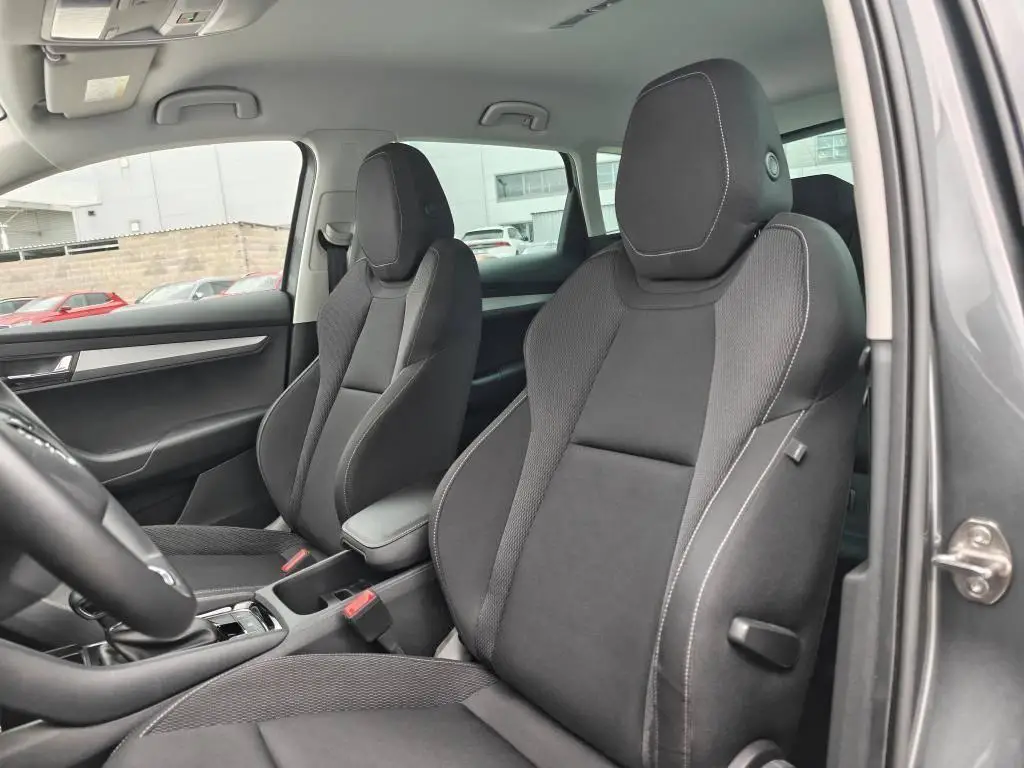 Škoda Karoq Fresh 7DSG 1,5TSI / 110kW