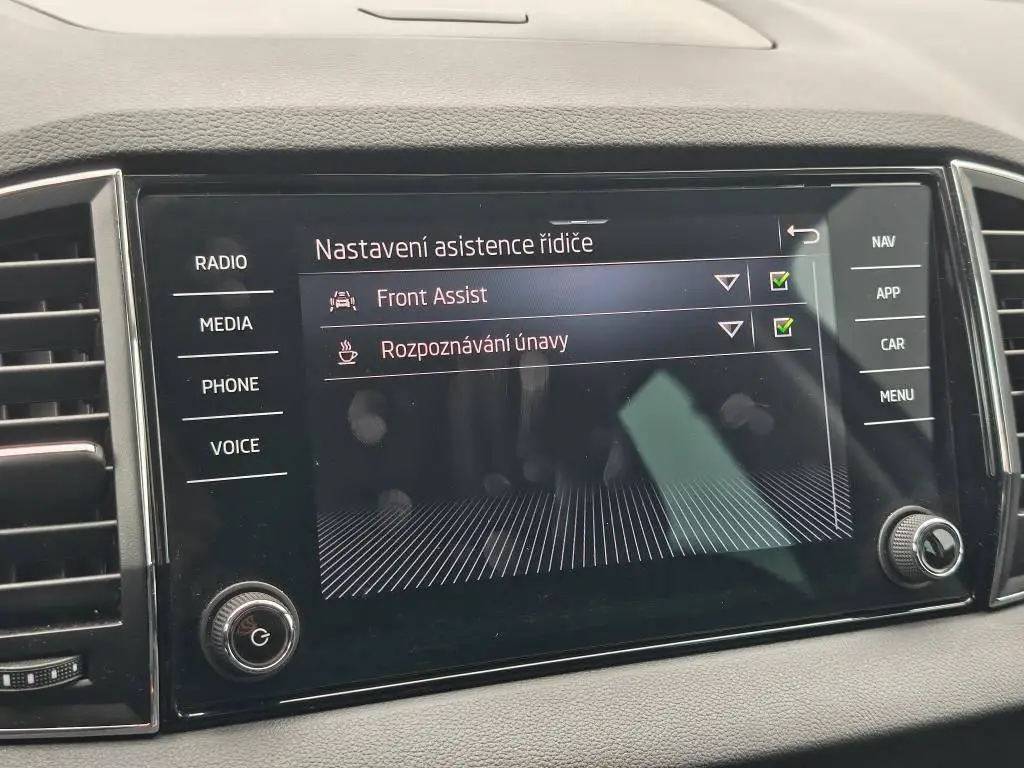 Škoda Karoq Fresh 7DSG 1,5TSI / 110kW