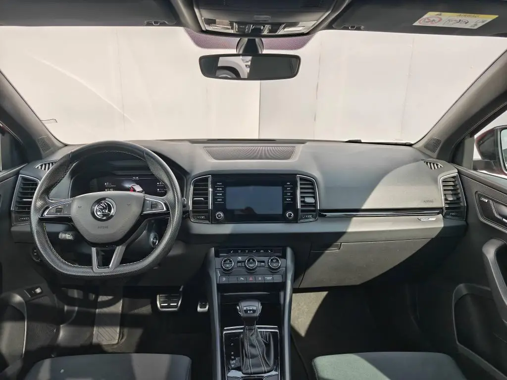 Škoda Karoq Karoq 2,0TSI 140kW Sportline 7DSG 4x4 2,0 TSI / 140kW