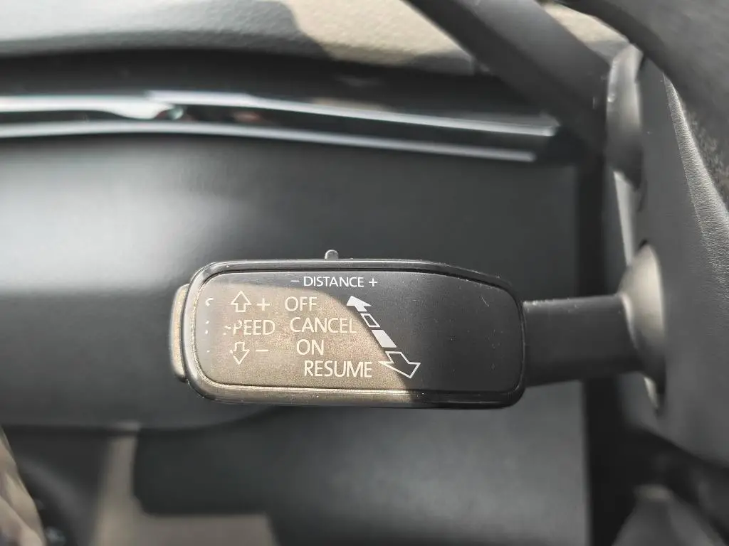 Škoda Karoq Karoq 2,0TSI 140kW Sportline 7DSG 4x4 2,0 TSI / 140kW