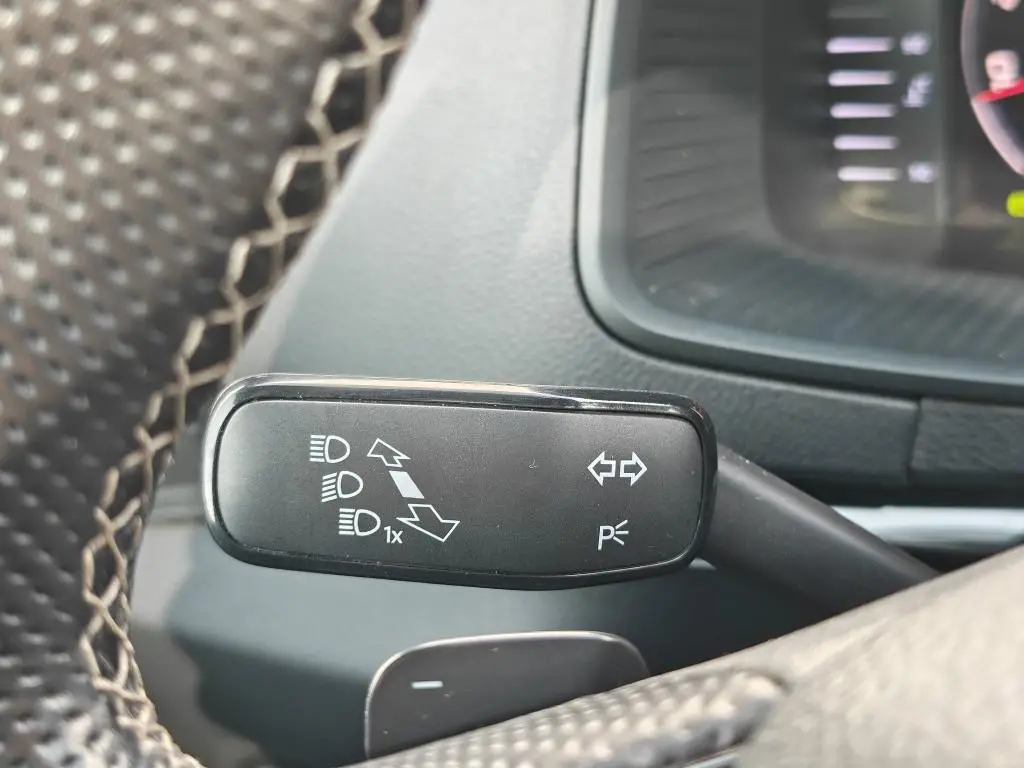 Škoda Karoq Karoq 2,0TSI 140kW Sportline 7DSG 4x4 2,0 TSI / 140kW