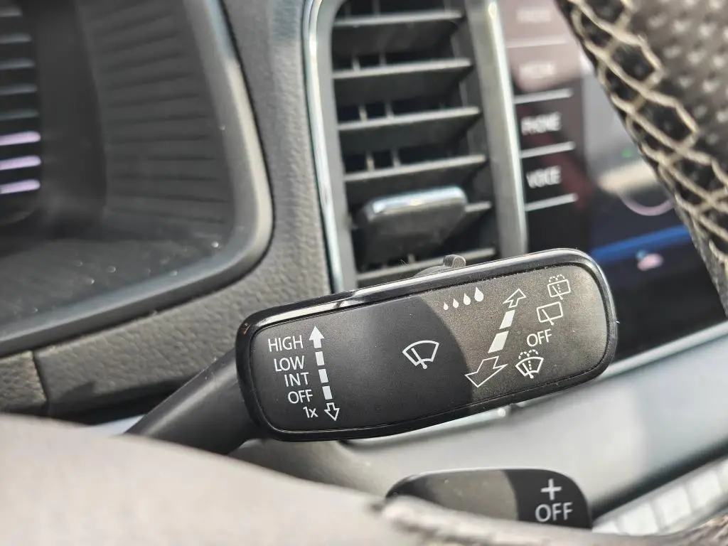 Škoda Karoq Karoq 2,0TSI 140kW Sportline 7DSG 4x4 2,0 TSI / 140kW