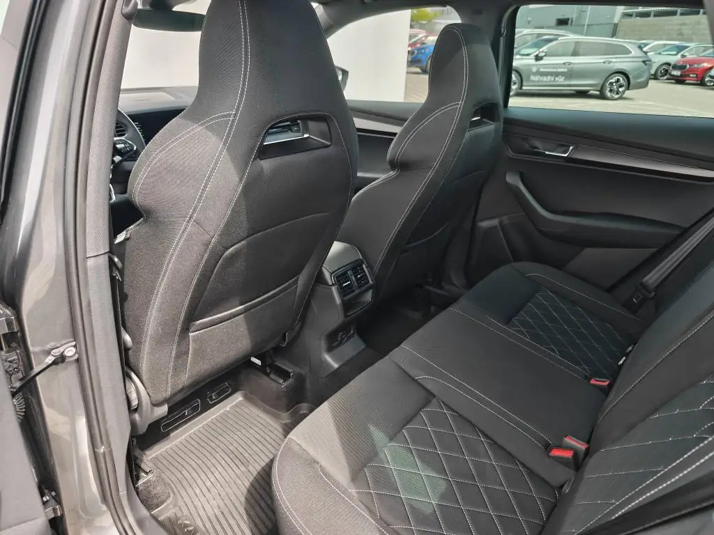 Škoda Karoq Sportline 7DSG 1,5TSI / 110kW