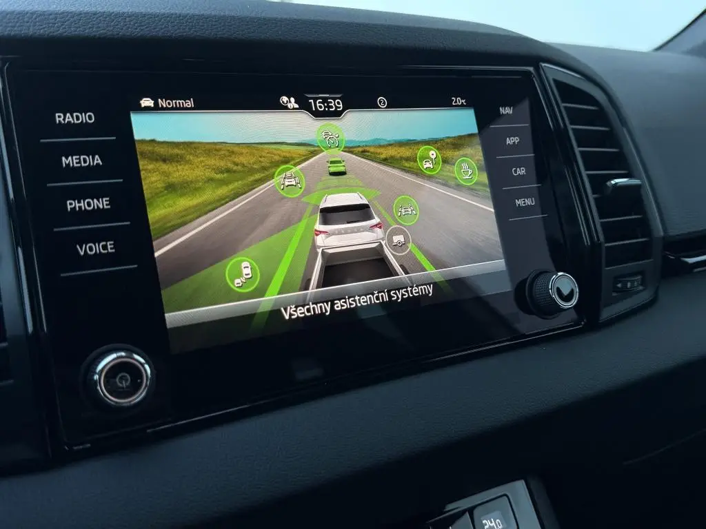 Škoda Karoq Sportline 7DSG 1,5TSI / 110kW