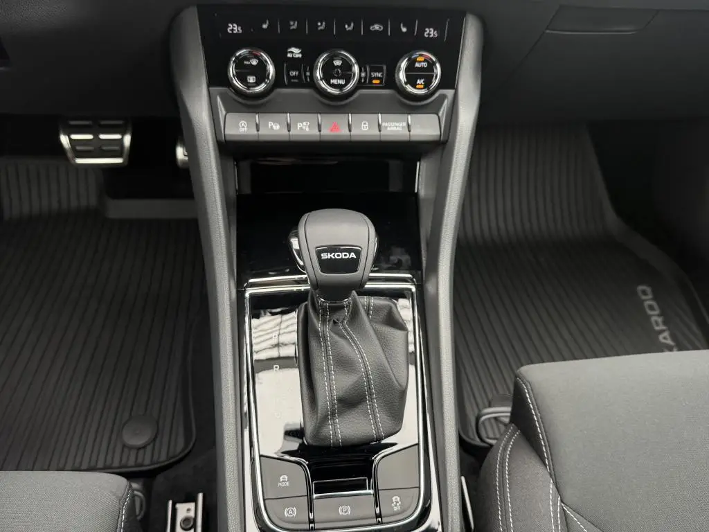 Škoda Karoq Sportline 7DSG 2,0 TDI / 110kW