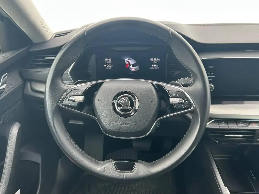 Škoda Octavia Ambition 7DSG 2,0TDI / 85kW