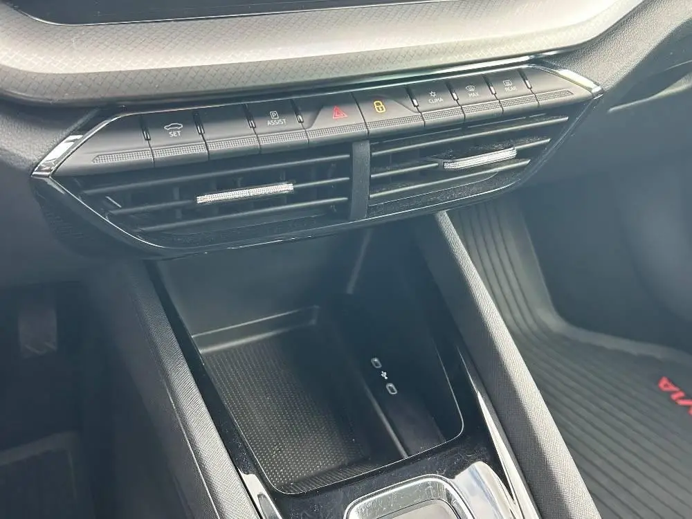Škoda Octavia Ambition 7DSG 2,0TDI / 85kW