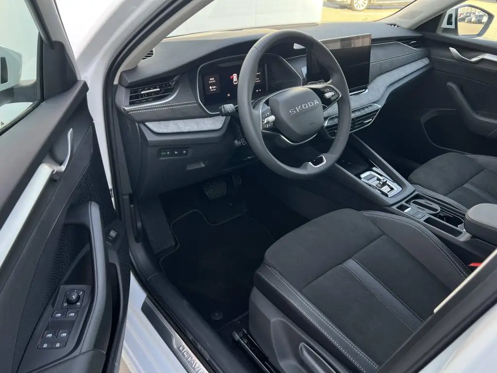 Škoda Octavia Combi 130 let Premium 7DSG 1,5TSI / 110kW