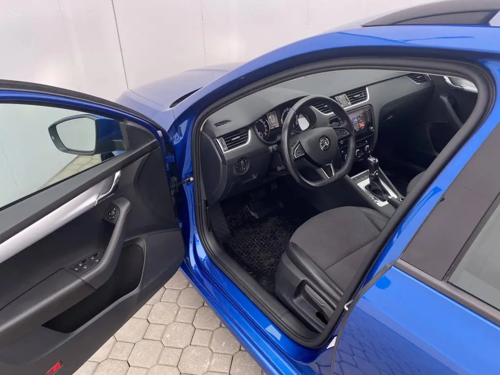 Škoda Octavia Combi Ambition 2.0 TDI / 110 kW DSG  / 110kW