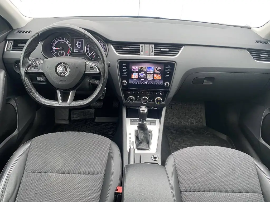 Škoda Octavia Combi Ambition 2.0 TDI / 110 kW DSG  / 110kW