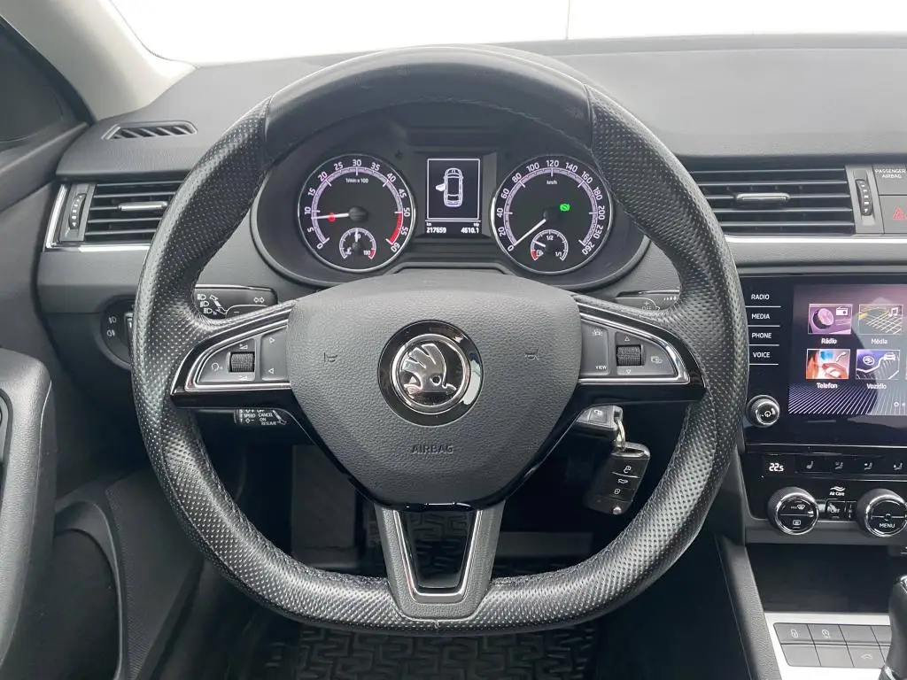 Škoda Octavia Combi Ambition 2.0 TDI / 110 kW DSG  / 110kW