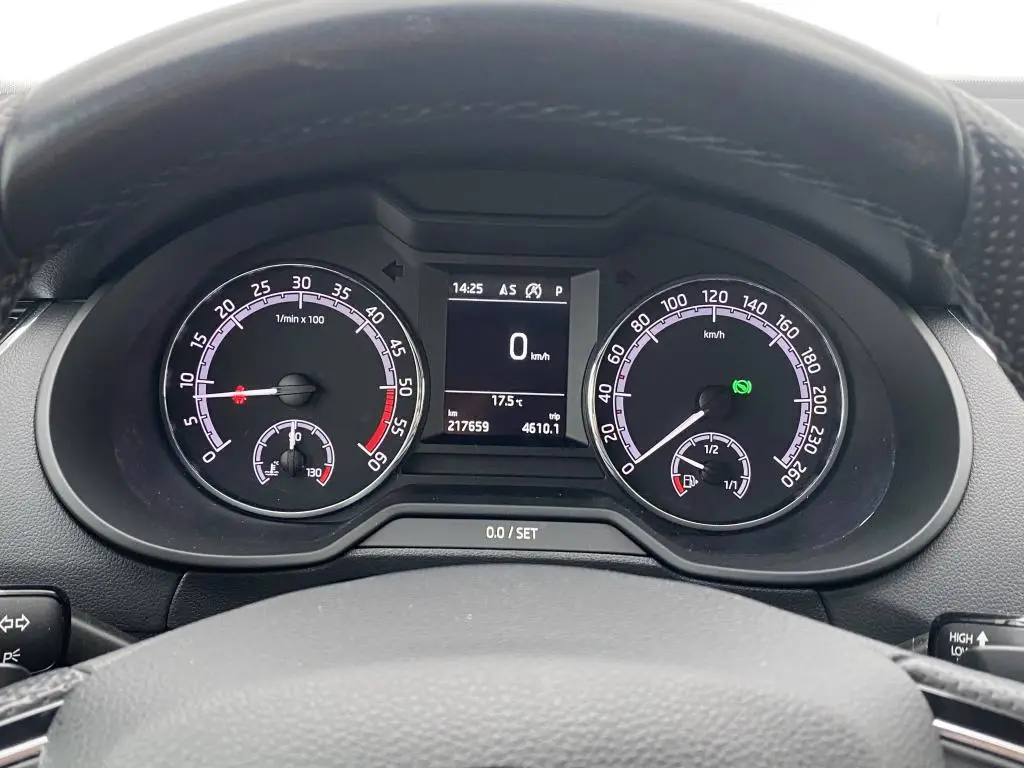 Škoda Octavia Combi Ambition 2.0 TDI / 110 kW DSG  / 110kW