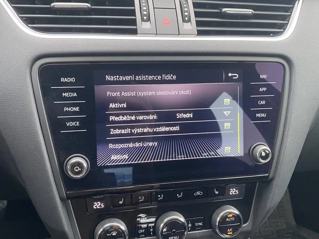 Škoda Octavia Combi Ambition 2.0 TDI / 110 kW DSG  / 110kW