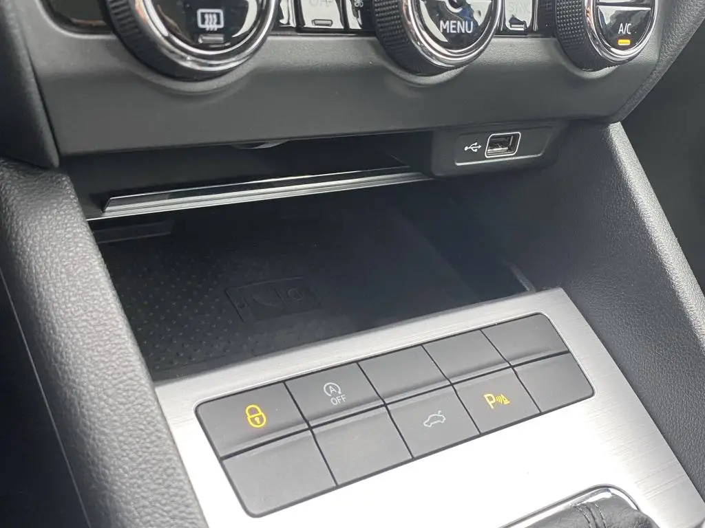 Škoda Octavia Combi Ambition 2.0 TDI / 110 kW DSG  / 110kW