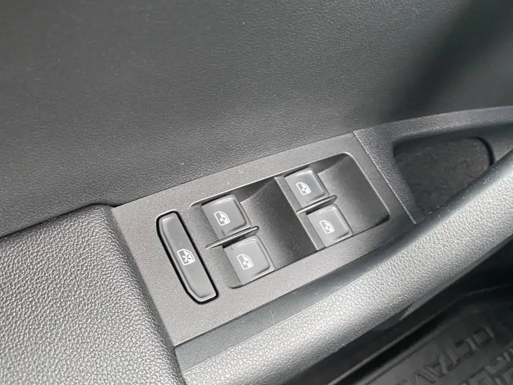Škoda Octavia Combi Ambition 2.0 TDI / 110 kW DSG  / 110kW