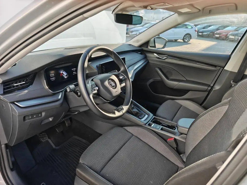 Škoda Octavia Combi Ambition 6MP 2,0TDI / 85kW