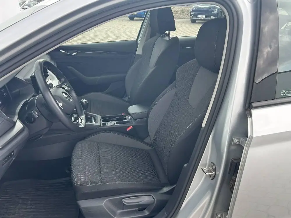 Škoda Octavia Combi Ambition 6MP 2,0TDI / 85kW