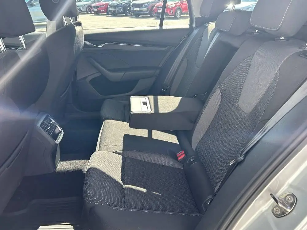 Škoda Octavia Combi Ambition 6MP 2,0TDI / 85kW