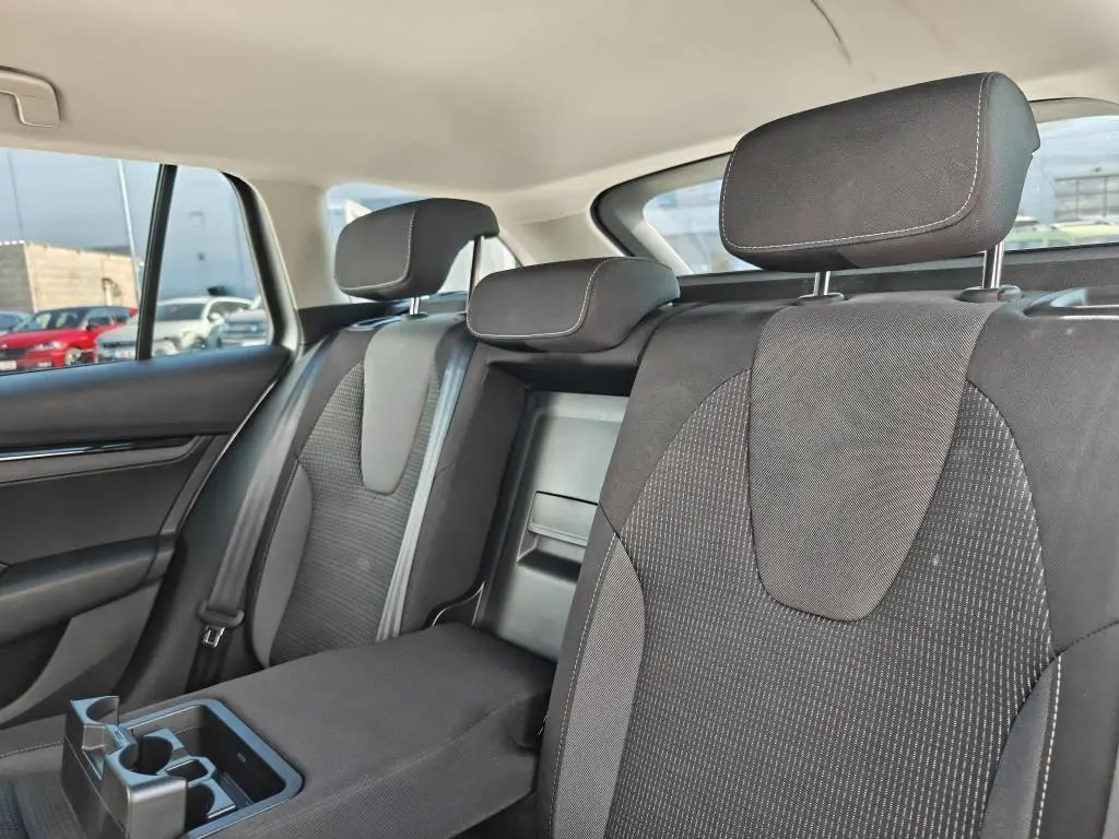 Škoda Octavia Combi Ambition 6MP 2,0TDI / 85kW