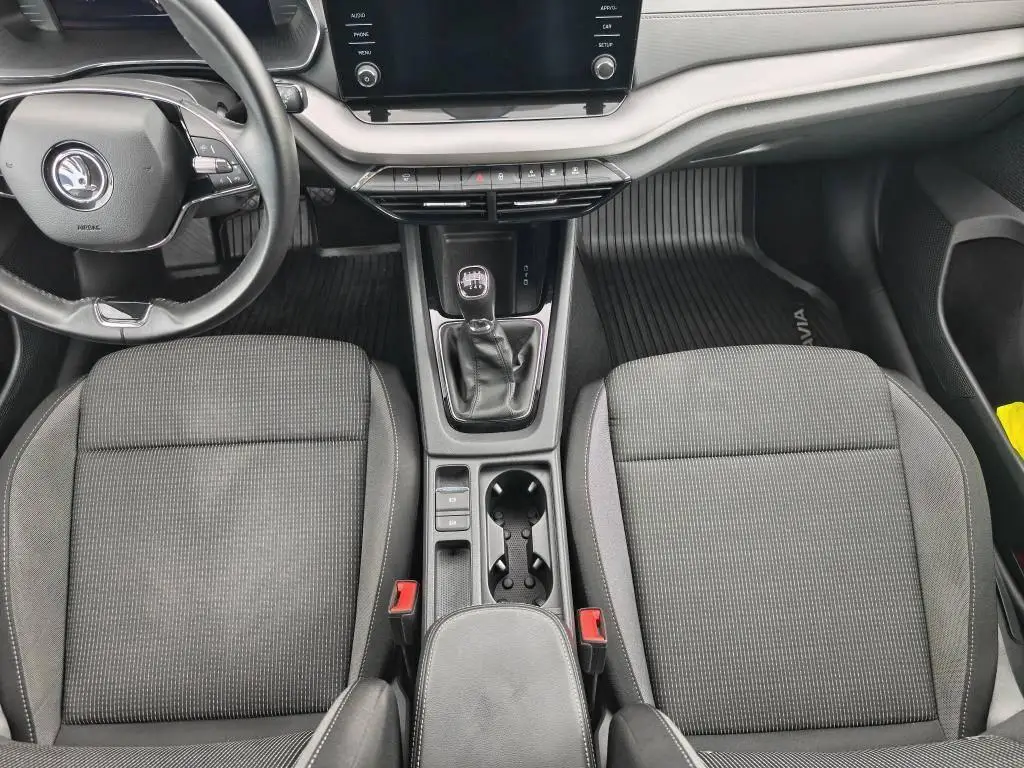 Škoda Octavia Combi Ambition 6MP 2,0TDI / 85kW