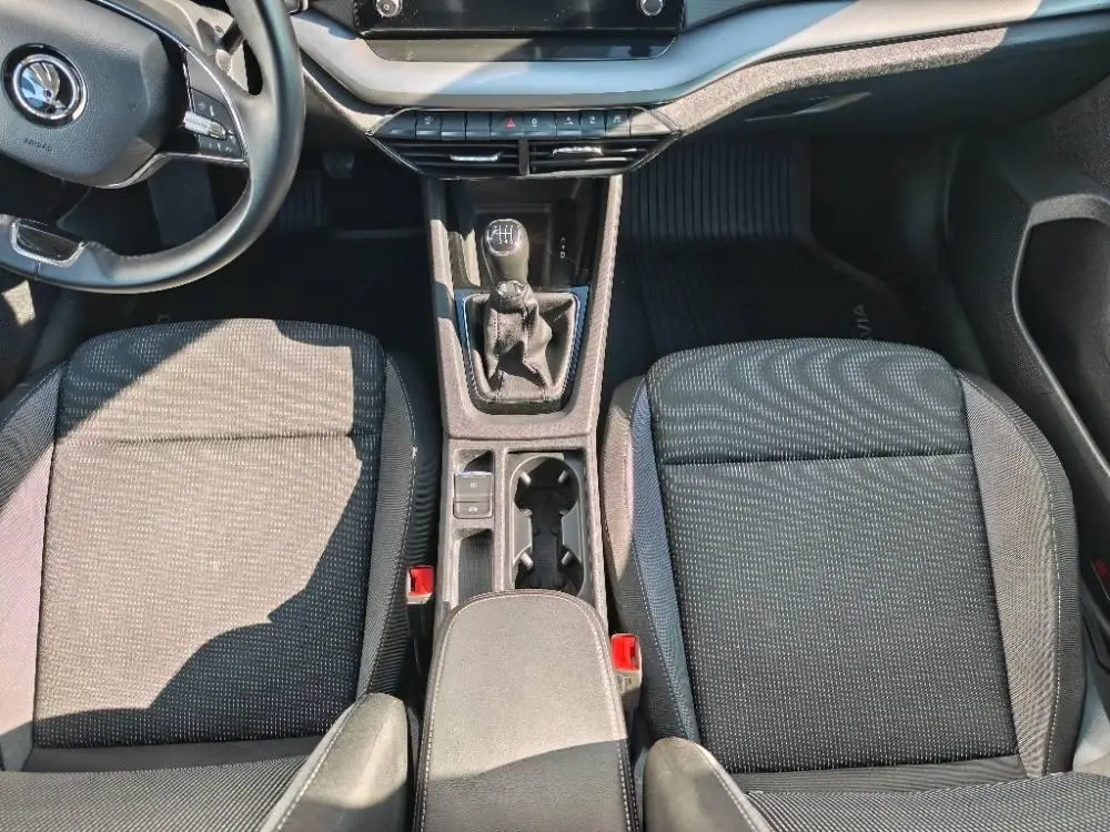 Škoda Octavia Combi Ambition 6MP 2,0TDI / 85kW