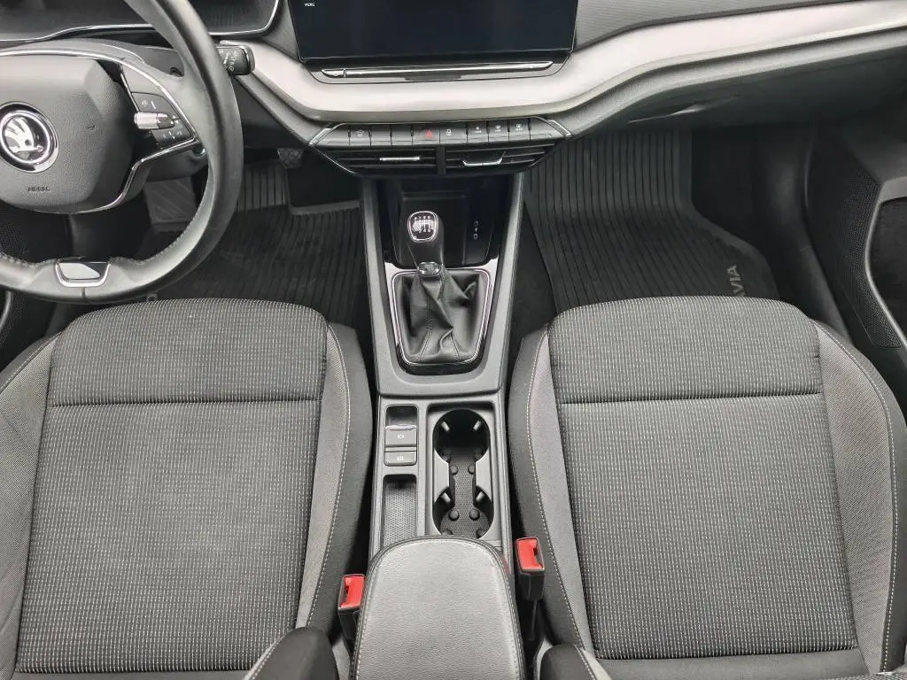 Škoda Octavia Combi Ambition 6MP 2,0TDI / 85kW