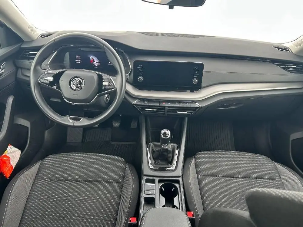 Škoda Octavia Combi Ambition 6MP 2,0TDI / 85kW