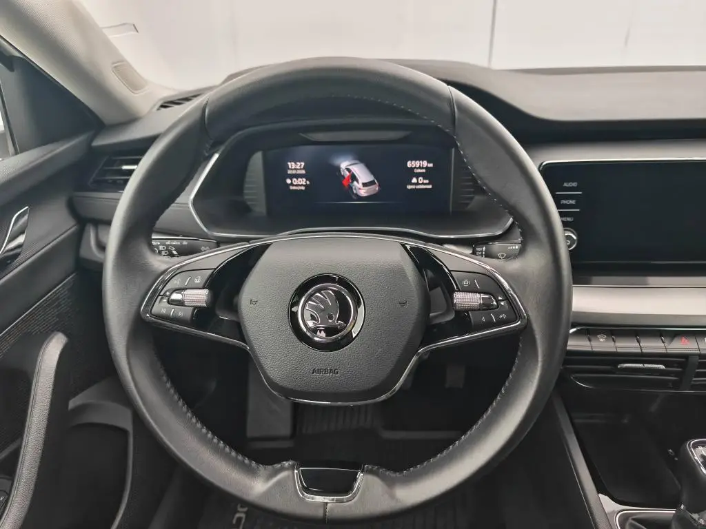 Škoda Octavia Combi Ambition 6MP 2,0TDI / 85kW