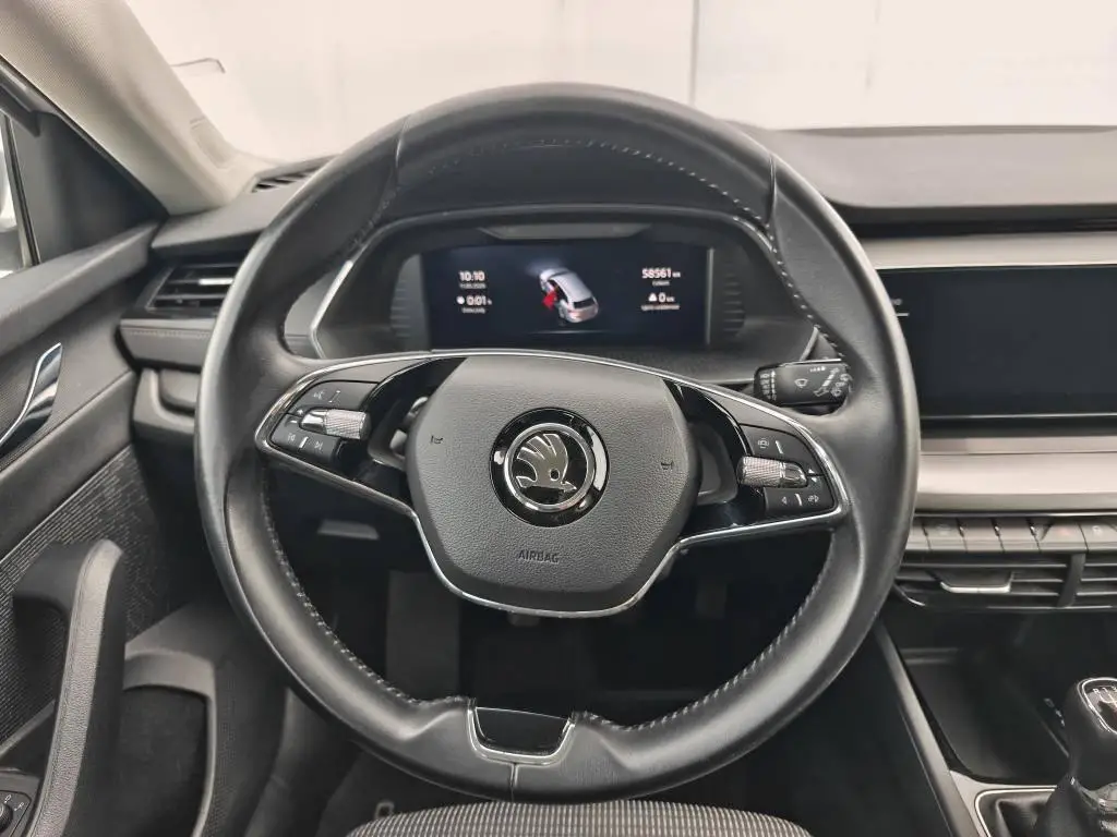 Škoda Octavia Combi Ambition 6MP 2,0TDI / 85kW