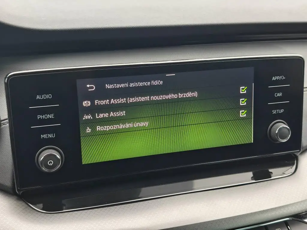 Škoda Octavia Combi Ambition 6MP 2,0TDI / 85kW