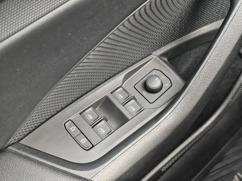 Škoda Octavia Combi Ambition 6MP 2,0TDI / 85kW