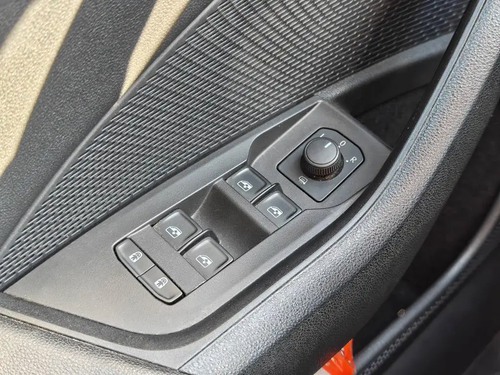 Škoda Octavia Combi Ambition 6MP 2,0TDI / 85kW