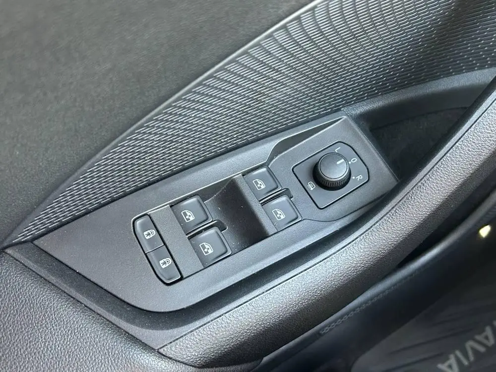 Škoda Octavia Combi Ambition 6MP 2,0TDI / 85kW