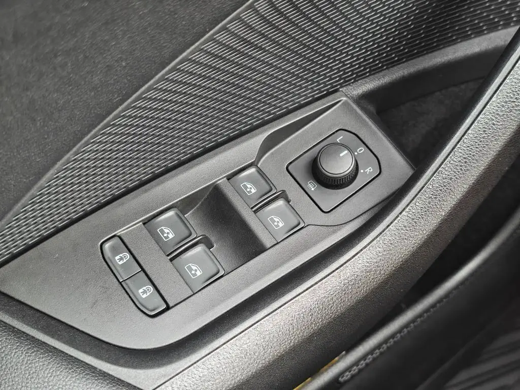 Škoda Octavia Combi Ambition 6MP 2,0TDI / 85kW