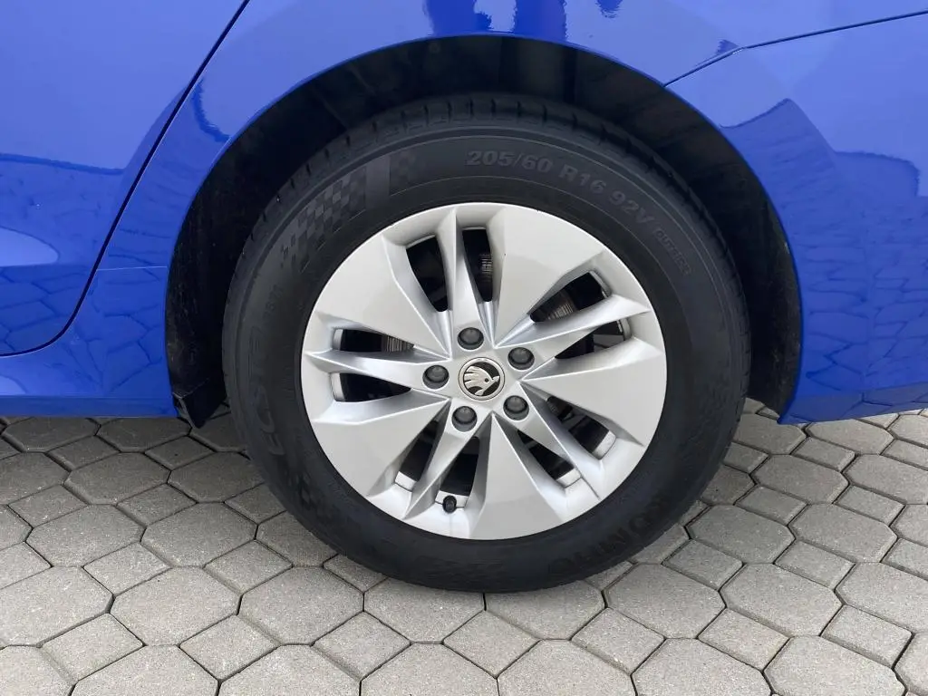 Škoda Octavia Combi Ambition 6MP 2,0TDI / 85kW