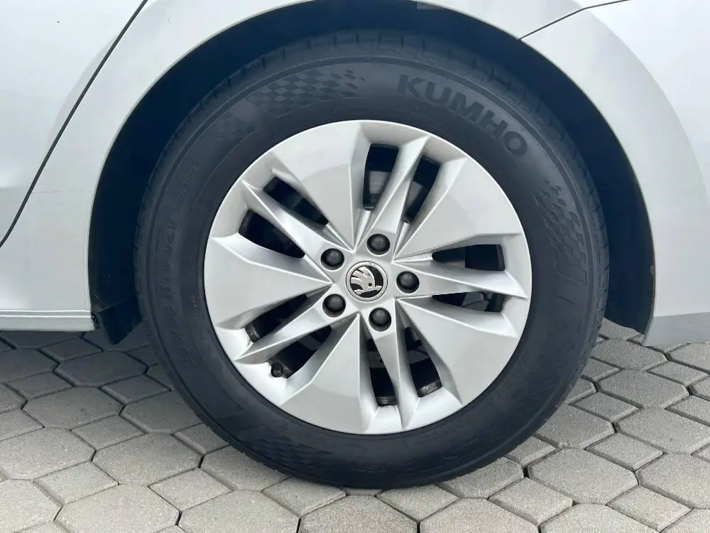 Škoda Octavia Combi Ambition 6MP 2,0TDI / 85kW