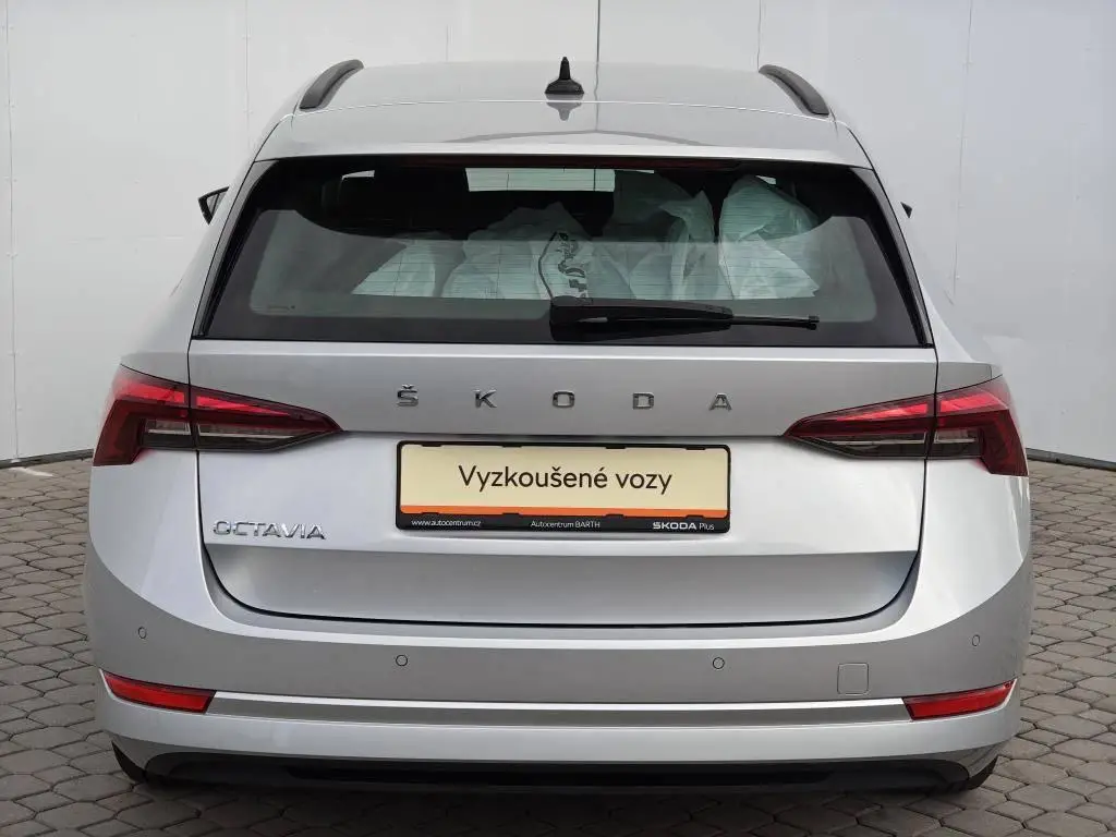 Škoda Octavia Combi Ambition 6MP 2,0TDI / 85kW